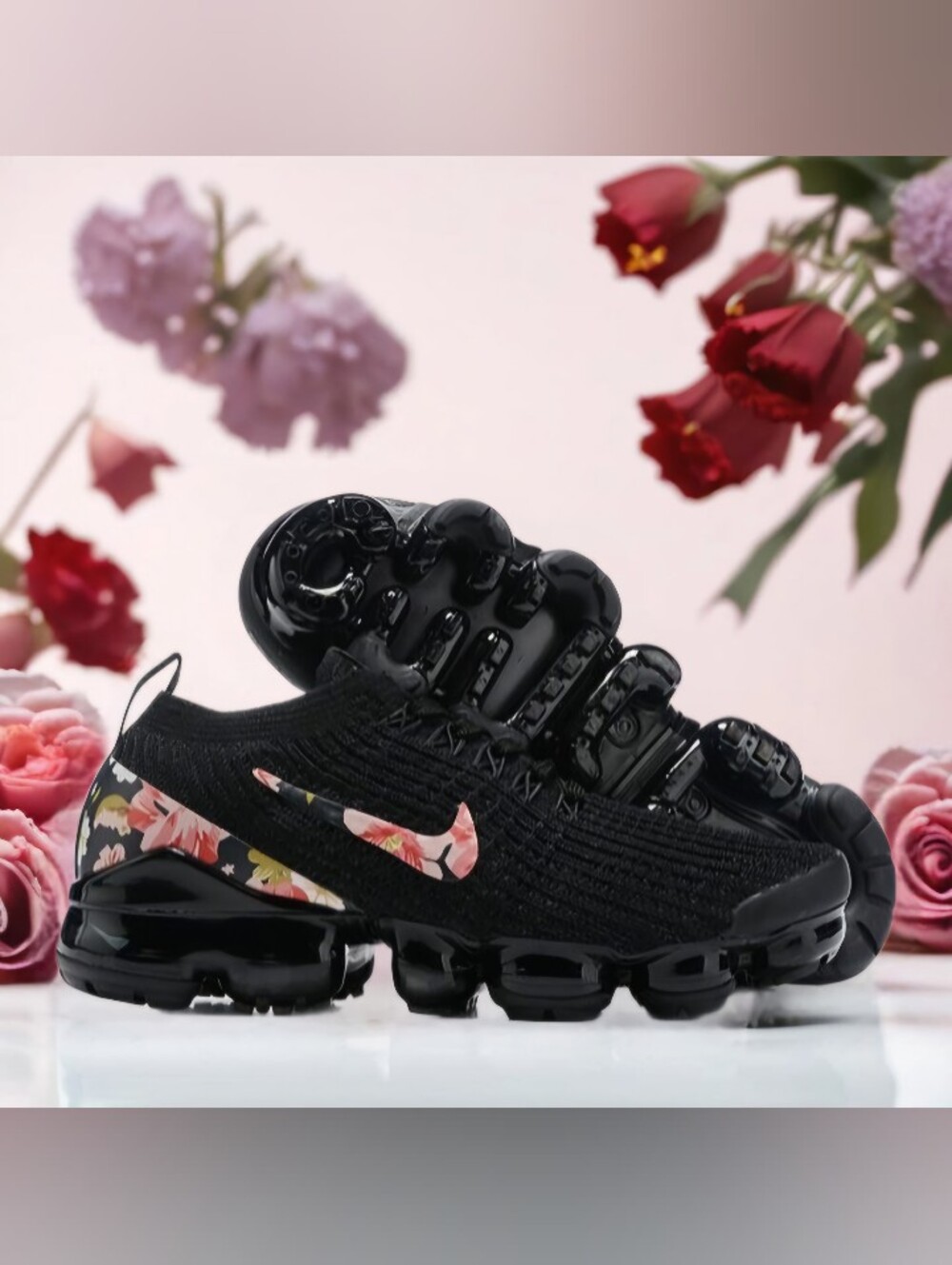 Nike Air VaporMax Flyknit Floral Black Sneakers